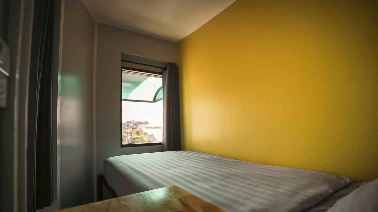 A semi-private pod in an air-conditioned dorm at Stamps Backpackers